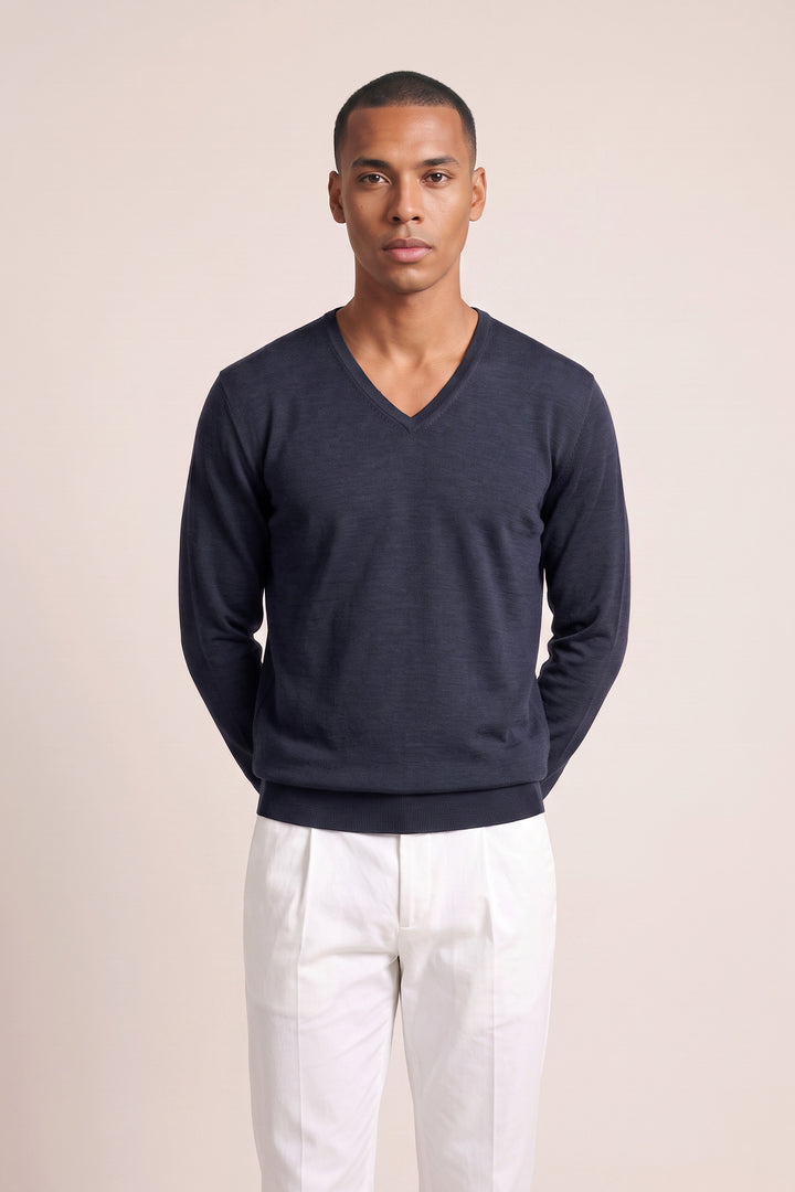 Merino V-neck Pullover - Navy